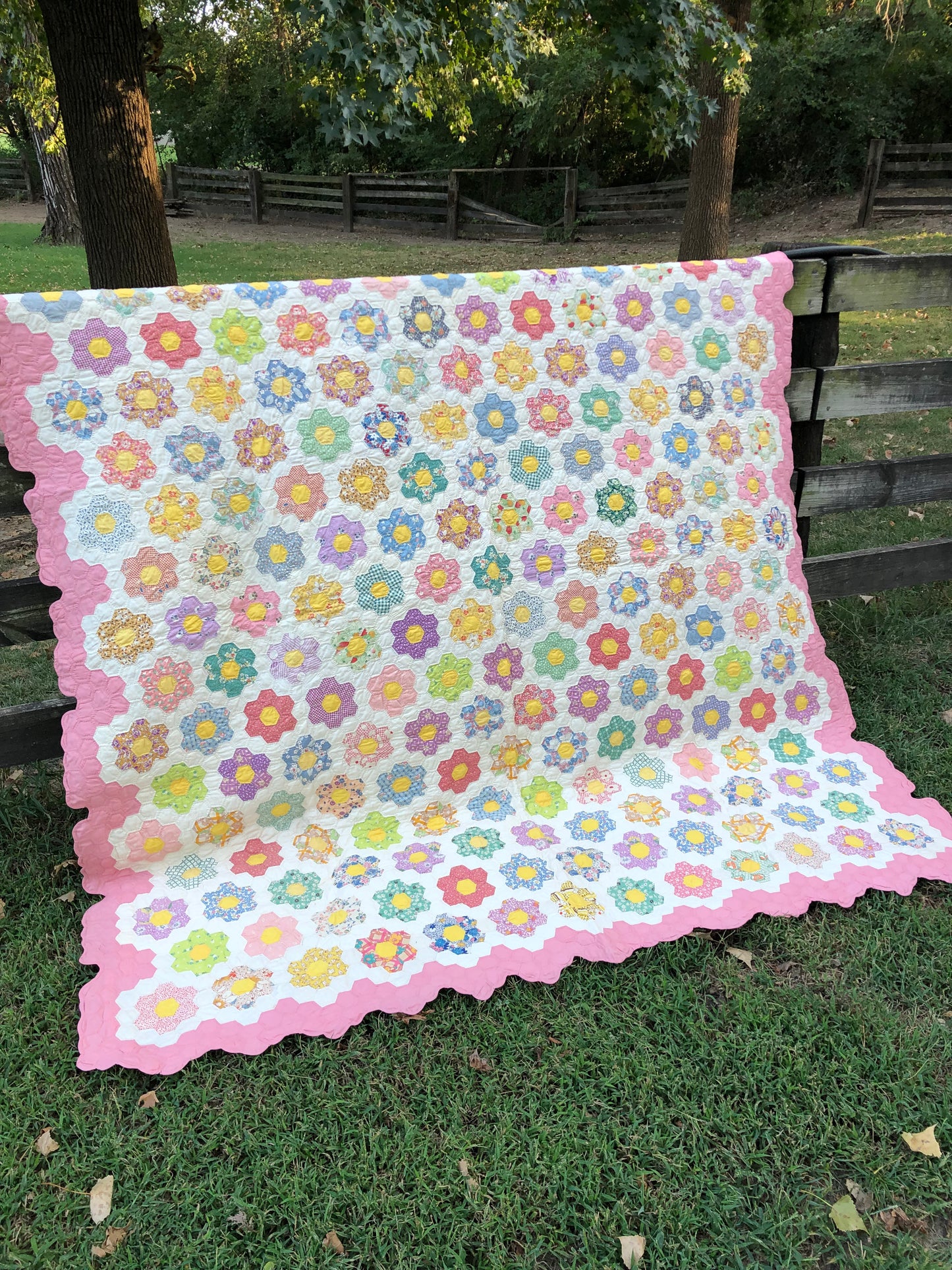 Vintage Grandmother’s Flower Garden Quilt