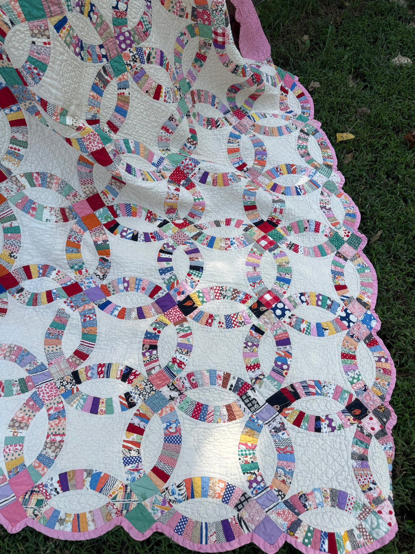 Vintage Double Wedding Ring Quilt