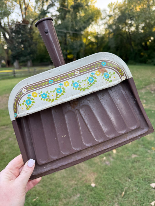 Vintage Ballonoff Dustpan